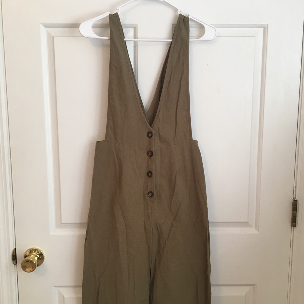 Olive overall jumper